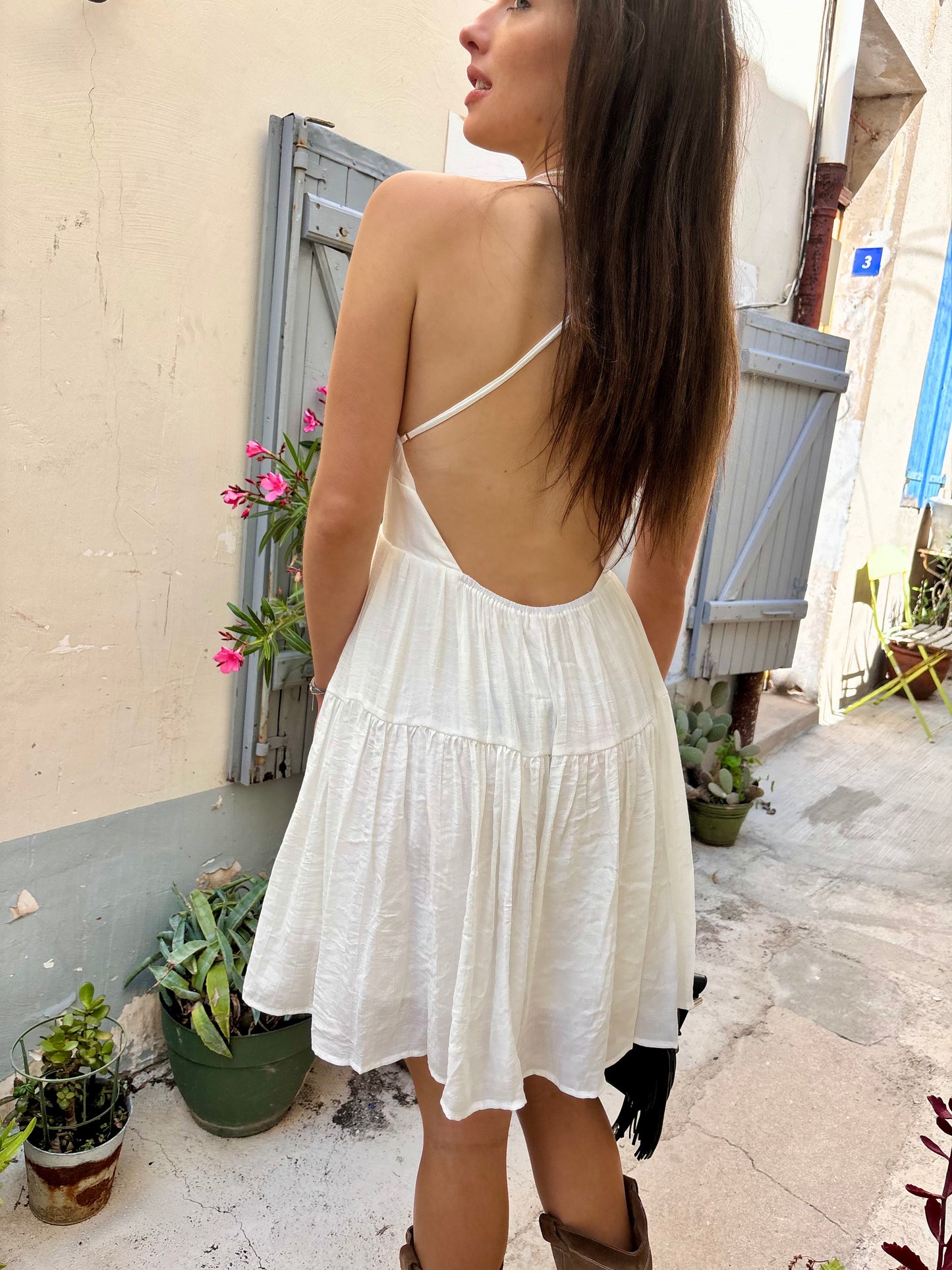 Robe dos nu BELLA - courte